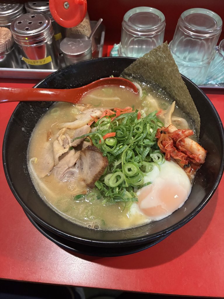 京都の伏見桃山ガード下にある大中はクセになる味