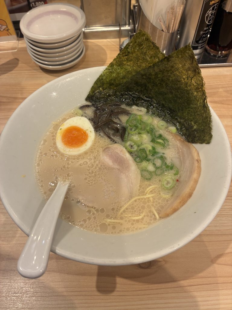 京都駅PORTAにて一風堂の白を、たべたべたべたべ食べました